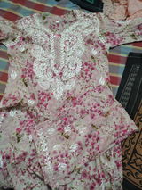 R. . review photo