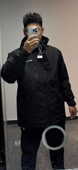 Anthony review photo