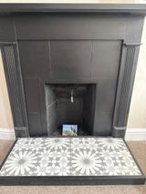 Matthew Hollinshead review photo