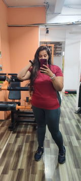Vedika arora review photo