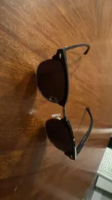 H**h review photo