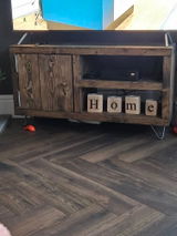 Laura Weedon review photo