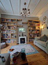 Catherine Lucas review photo