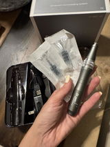 c. d. review photo