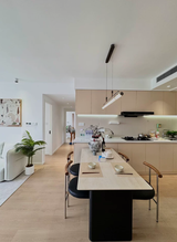 Marina Ellerton review photo