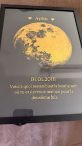 Affiche Lune Réaliste Dorée Personnalisée