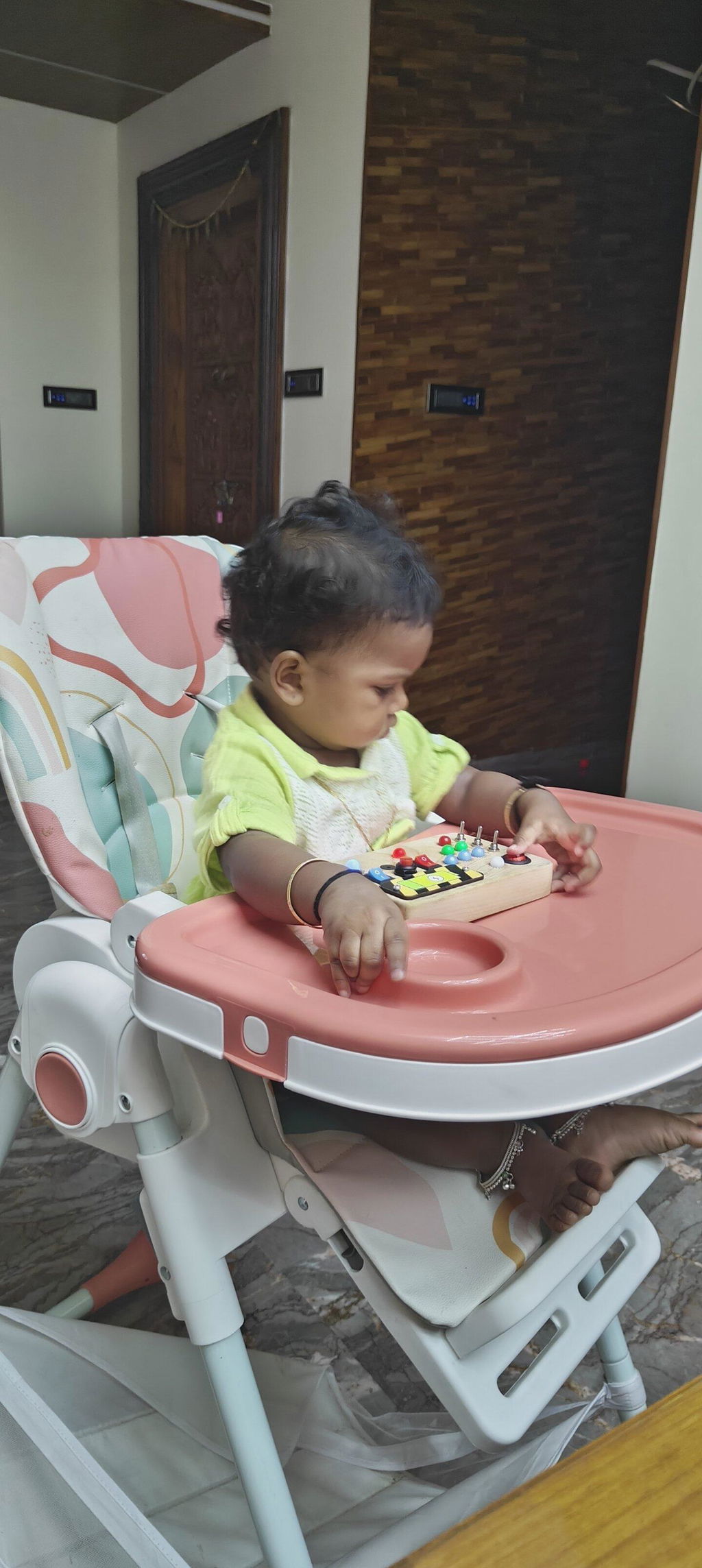Customer photo from Vihana