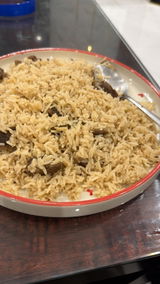 Arooj yasar review photo
