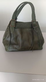 Myra kapoor review photo