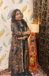 Disha Arora review photo
