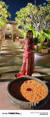 Sonia Khanna review photo