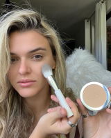 Chloe review photo