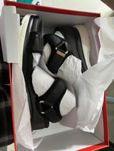 I.L. review photo