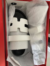 Mariah review photo