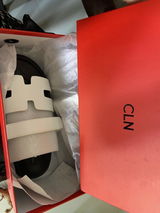 Mariah review photo