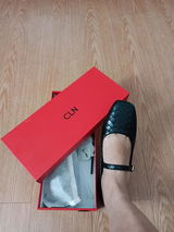 Avy review photo