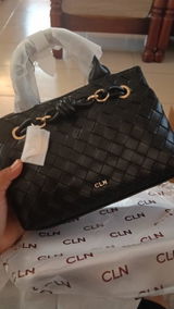 Mariel review photo