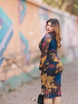 Isha Guptaaa review photo