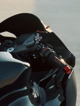 Widow_zx6r review photo