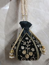 Begam Ittesum Majaharie review photo