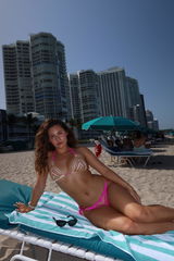 Ariana review photo