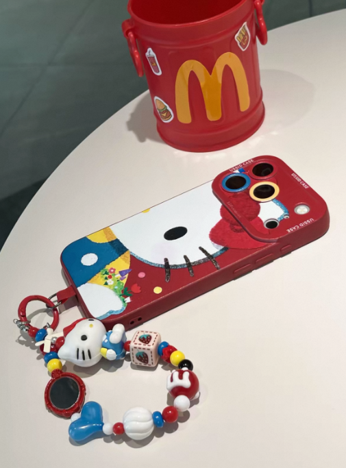 【👑 当店人気No.1】「ランキングNO.1」iPhone機種に対応 シリコン柔らか レンズ保護 スマホケース C-80020