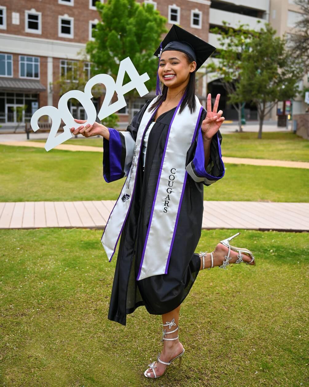 Customer photo of their 24 Inch Senior 2027 Photo Prop