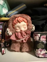Lucy review photo