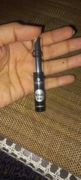 insha n. review photo