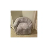 Suzanne review photo