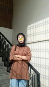 Zainab review photo