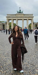 cecy l. review photo