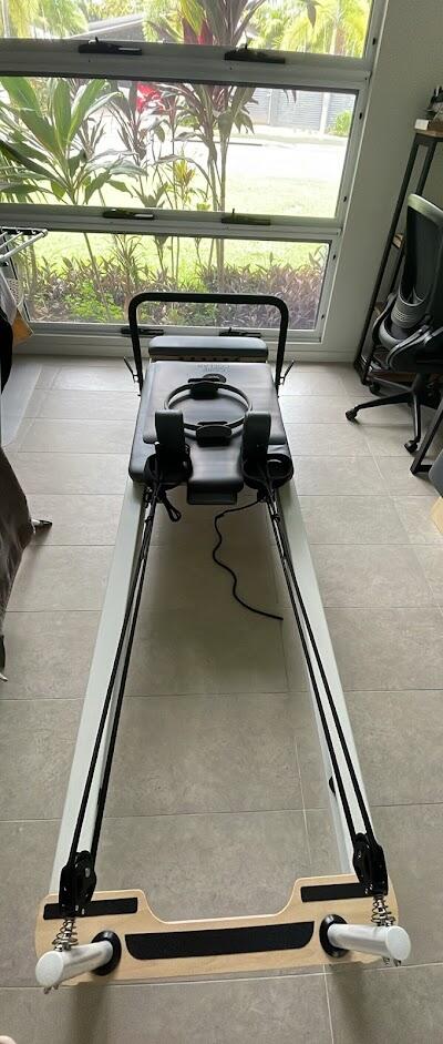 Core Collab The Queen Commercial Reformer