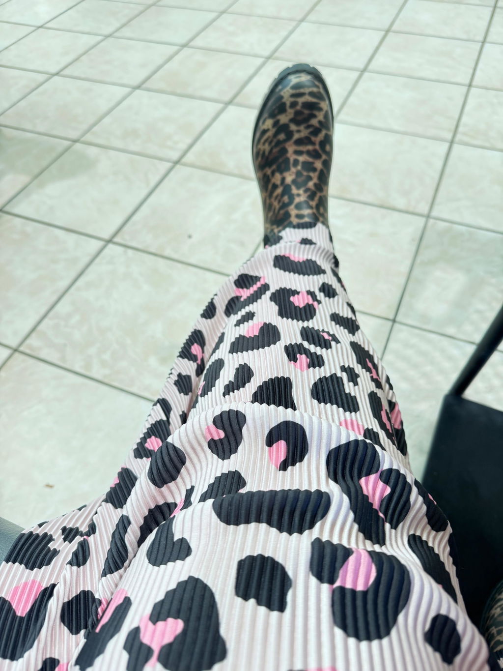 Leopard Print Stretch Pants