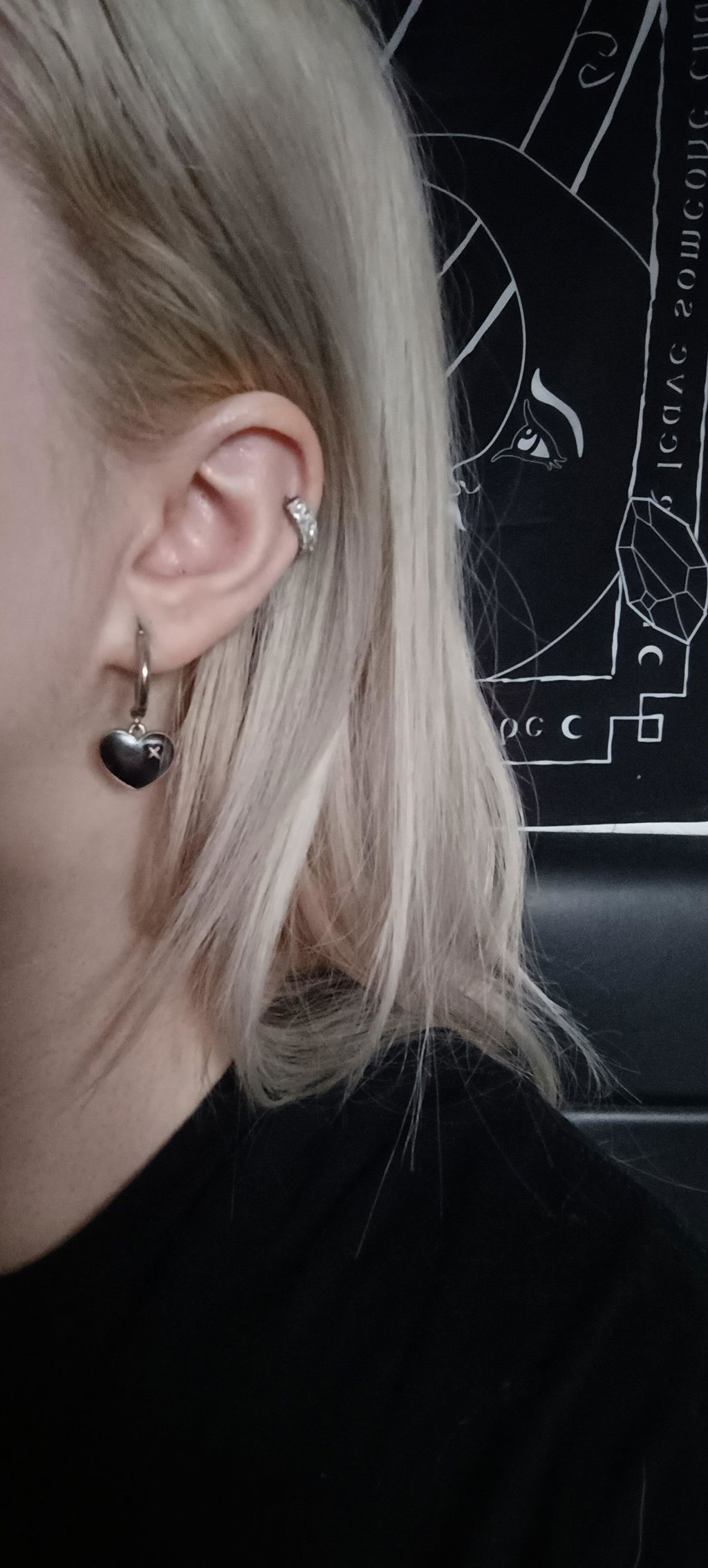 Titanium Crystal Sugar Clicker | Conch Hoop