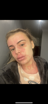 Niamh Olivia Thompson review photo