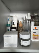 A. review photo
