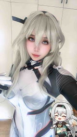 Erica Anthony review photo