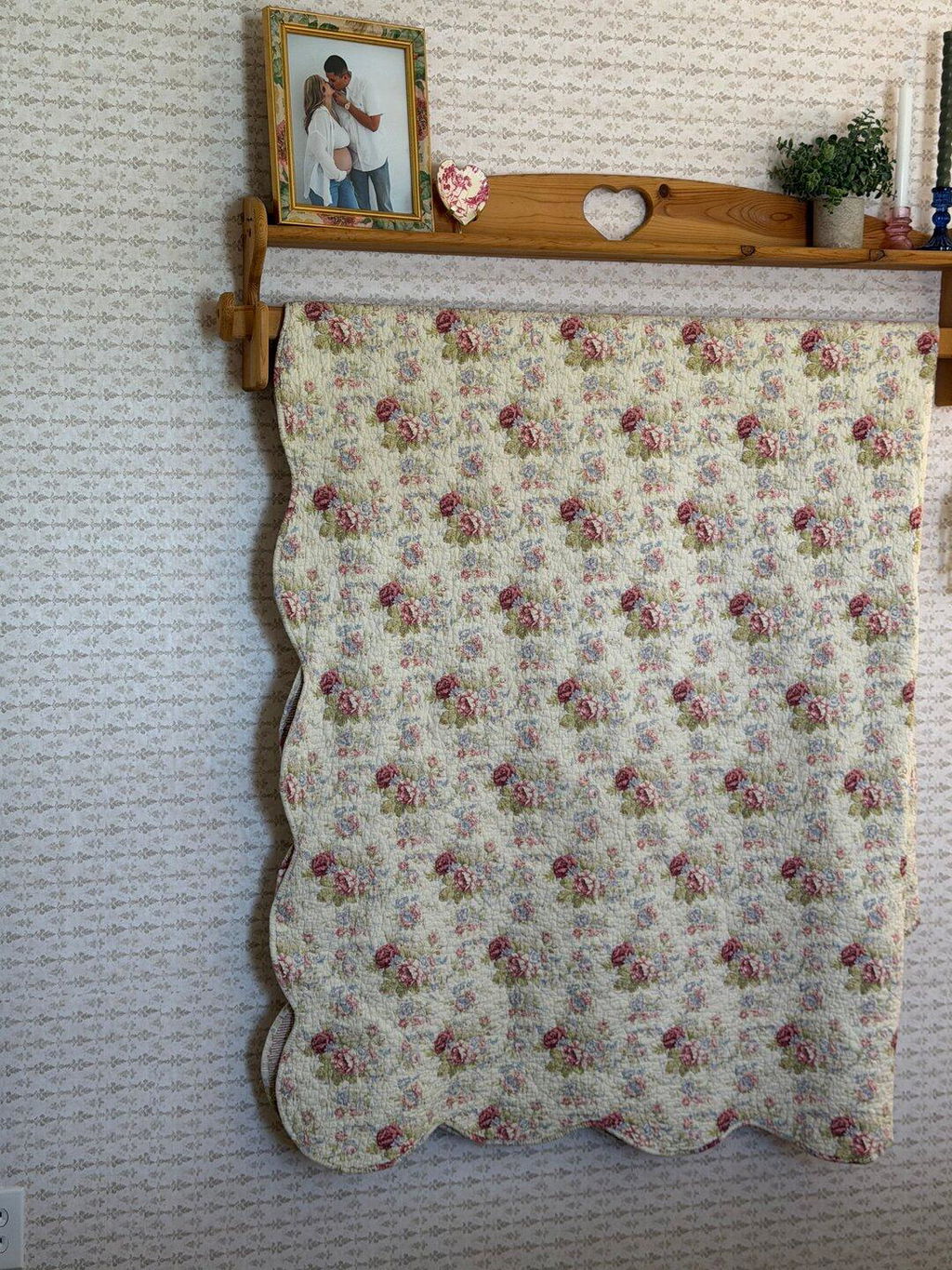 Beige Damask Wallpaper L092