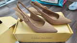 Hara Caparro review photo