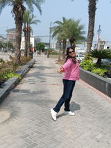 Shalini Gupta review photo