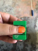 m review photo