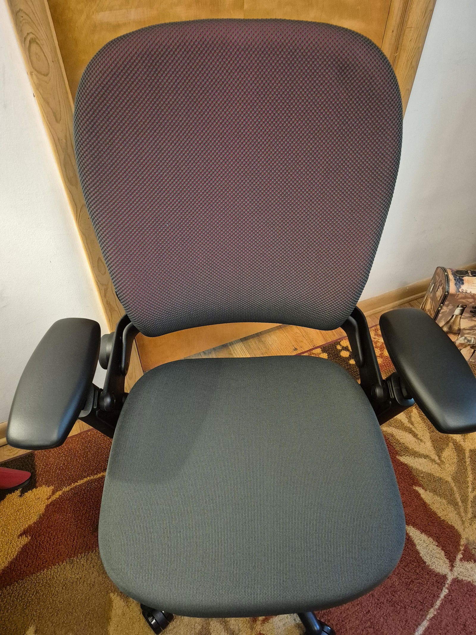 Crandall Remanufactured Steelcase V1 Leap Highback Ergonomic
