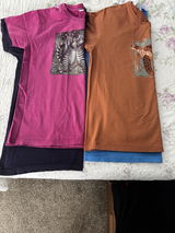M. review photo