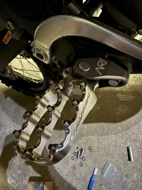 CRF300 Footpeg Bracket Brace