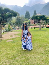 Poonam Bhatt review photo
