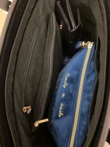 M. review photo
