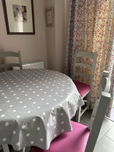 Mary Taylor-Davies review photo