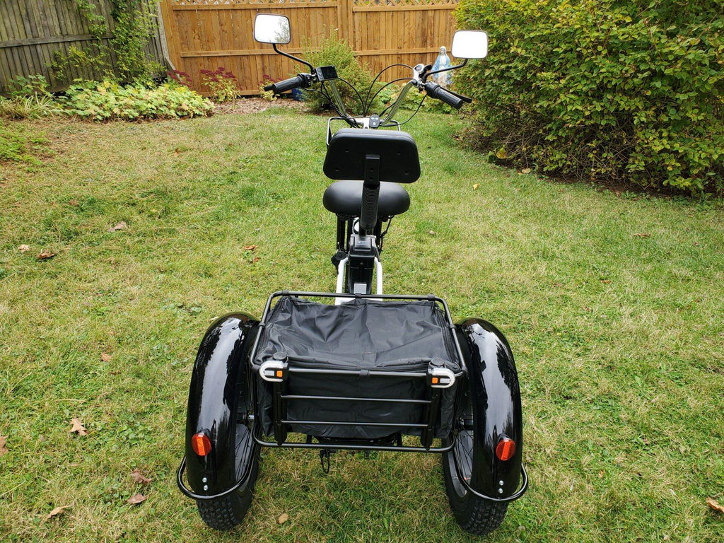 Photo submitted with Mindy's five-star CroSight review