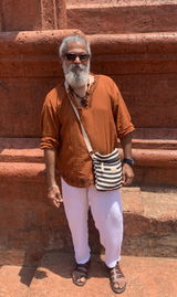 Arun Thakur review photo